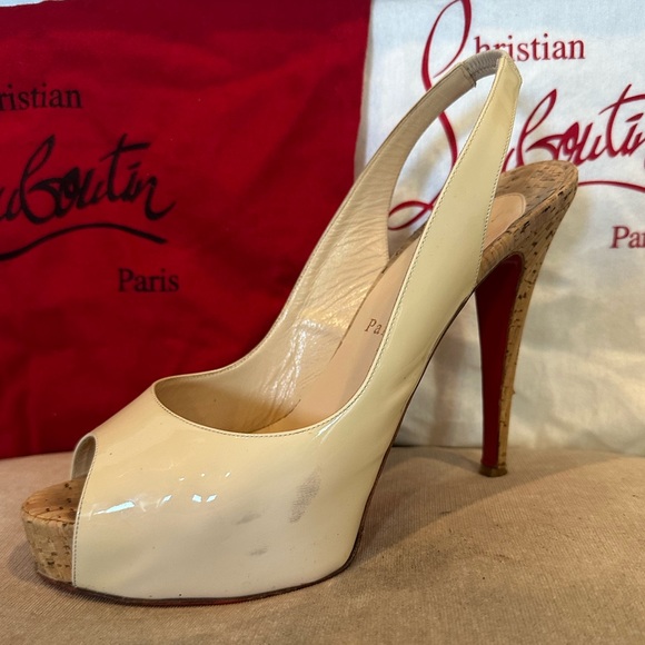 Christian Louboutin Cream Peep-Toe Heels - Picture 1 of 13